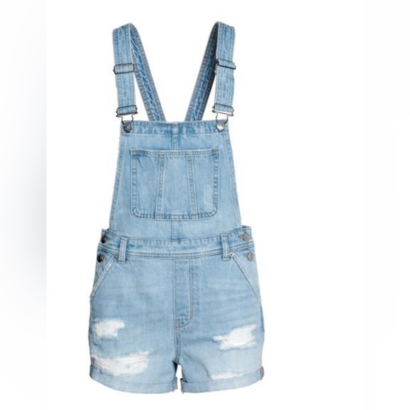 H&M blue denim overalls shorts. Size 4 - Picture 2 of 15